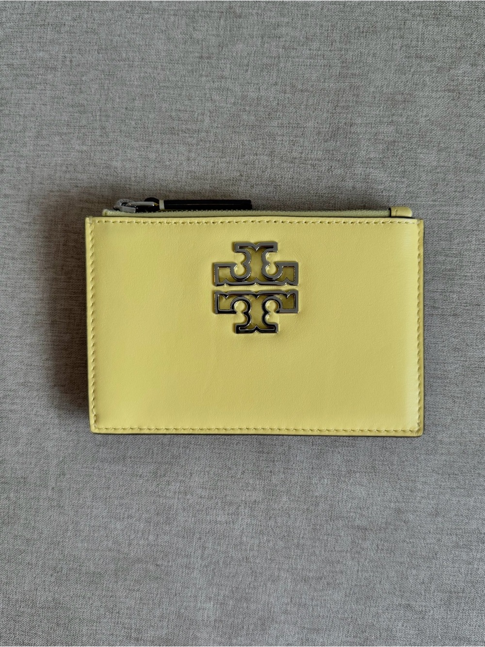 Tory Burch Britten Zip Card Case Wallet in Lemon Yellow